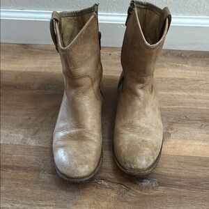 Frye Beige Leather Boots